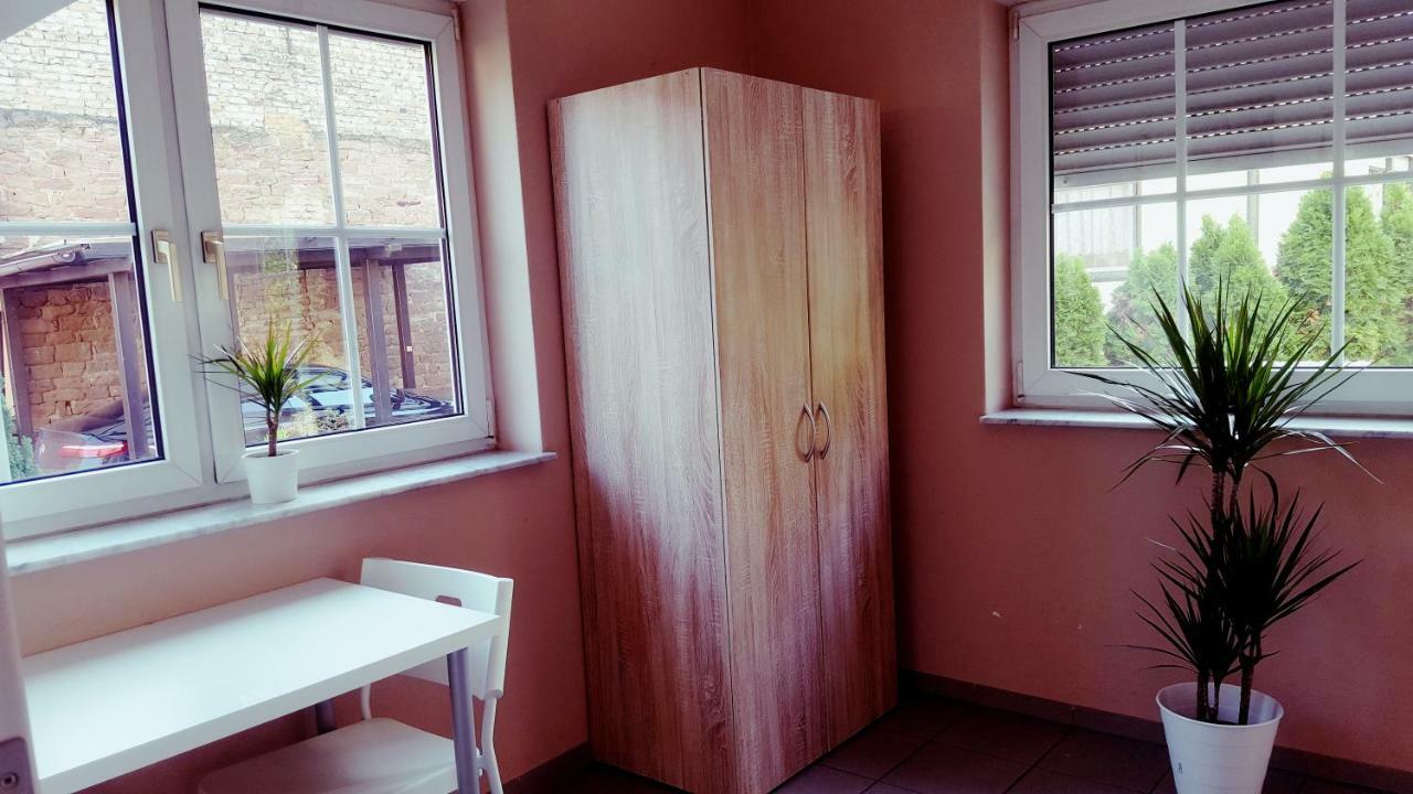 White House 'Privatzimmer' Mannheim Bagian luar foto